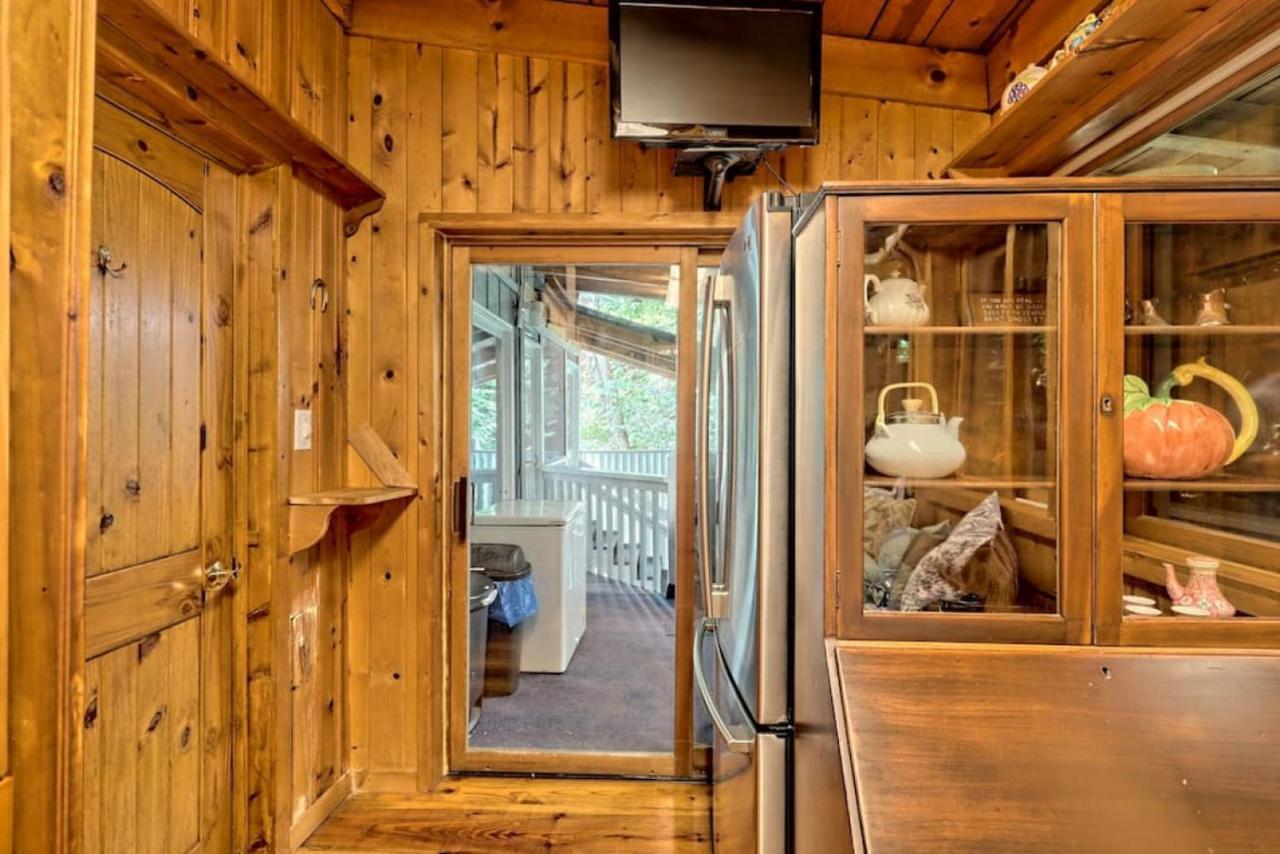 Hannahs Perch On Lake Burton With Private Top Patio And Bottom Dock Clayton Bagian luar foto