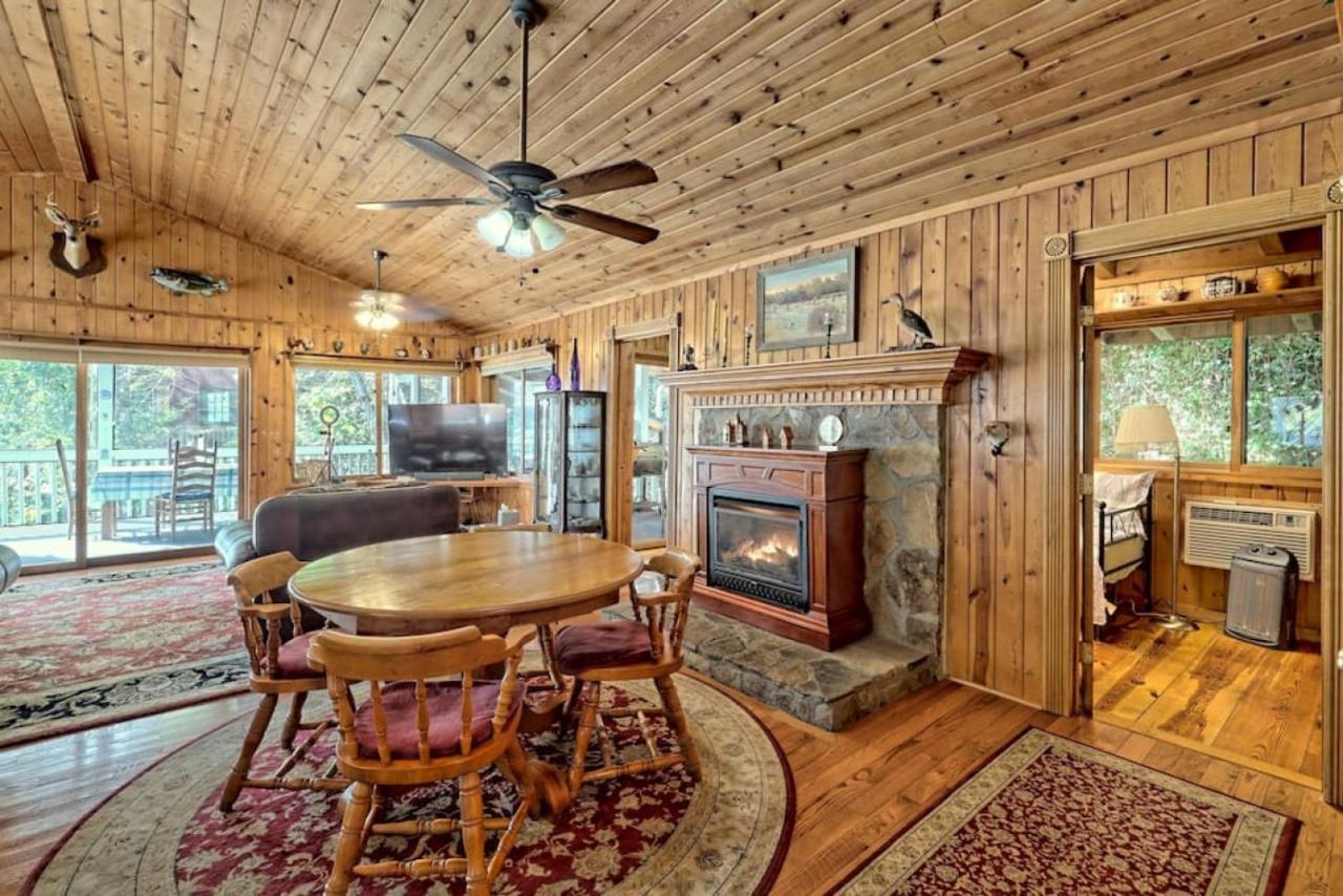 Hannahs Perch On Lake Burton With Private Top Patio And Bottom Dock Clayton Bagian luar foto